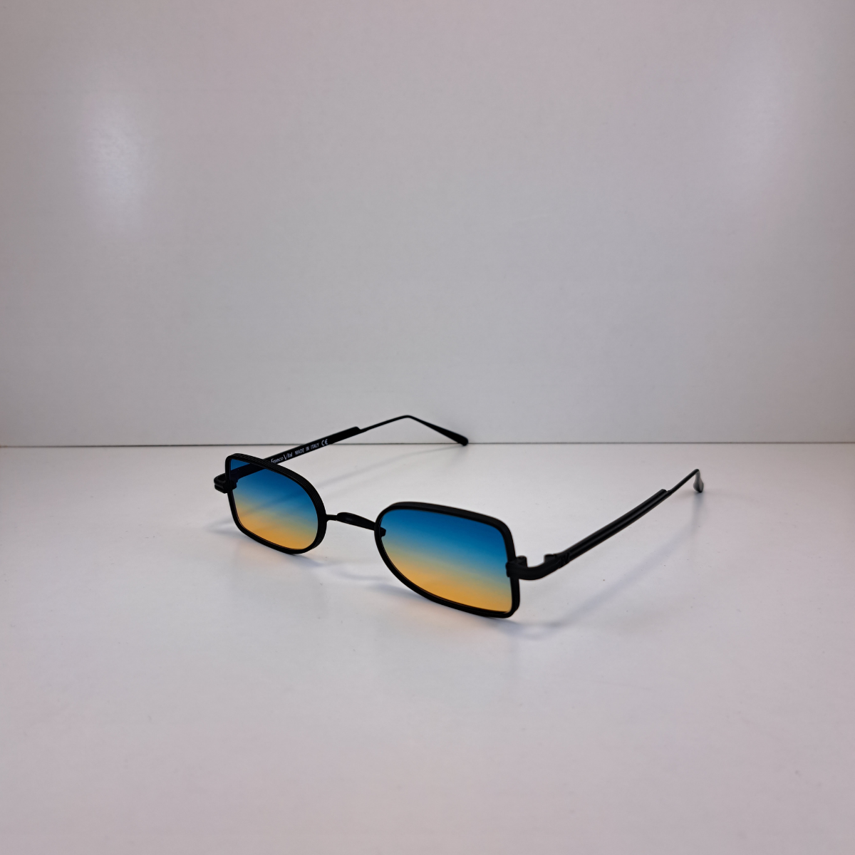 FV IO MBLK MAVİ TURUNCU 44 Franco Vital Güneş Gözlüğü