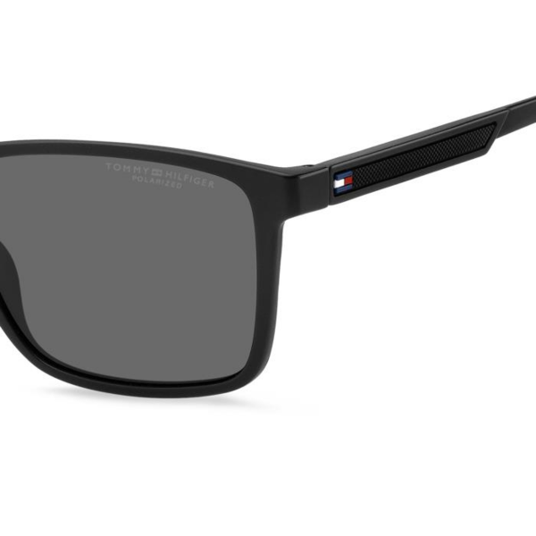 TH 2201/S 807M9 56 Tommy Hilfiger Polarize Güneş Gözlüğü