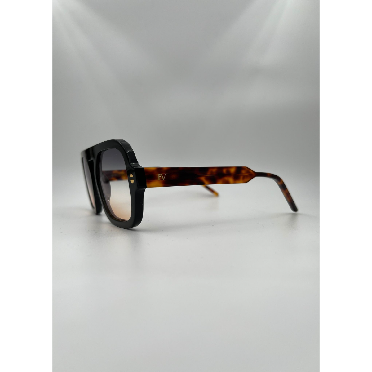 FV DIONY BLK FÜME SARI TURUNCU 54 Franco Vital Güneş Gözlüğü