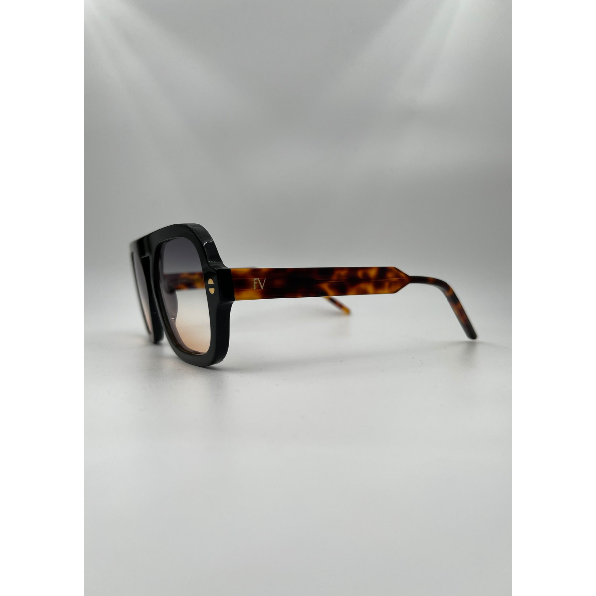 FV DIONY BLK FÜME SARI TURUNCU 54 Franco Vital Güneş Gözlüğü