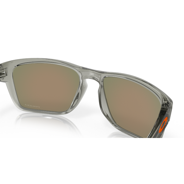 OO 9448 944832 57 Oakley SYLAS Güneş Gözlüğü