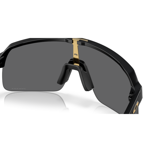 OO 9463 946374 39 Oakley SUTRO LITE Güneş Gözlüğü