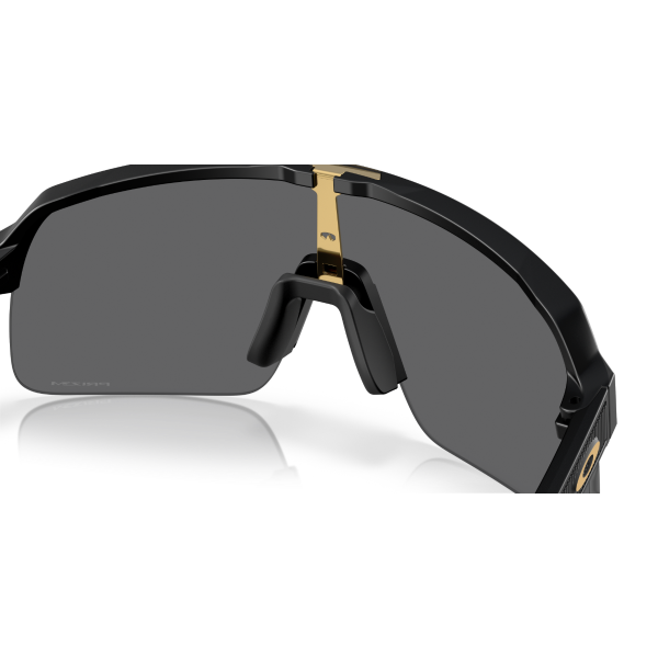 OO 9463 946374 39 Oakley SUTRO LITE Güneş Gözlüğü