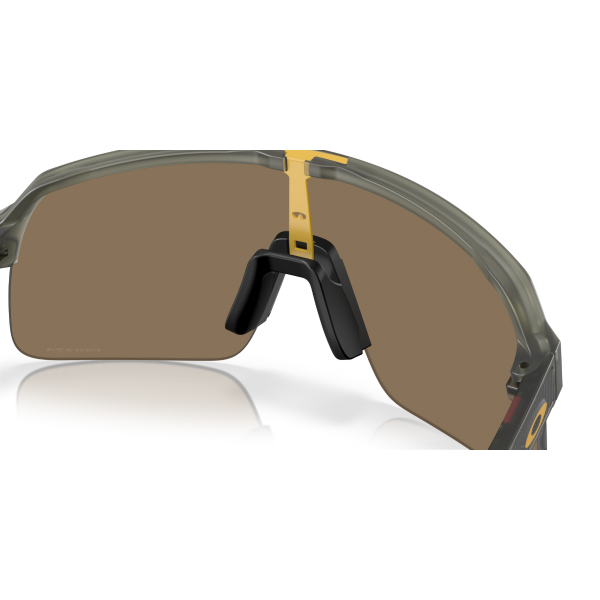 OO 9463 946377 39 Oakley SUTRO LITE Güneş Gözlüğü