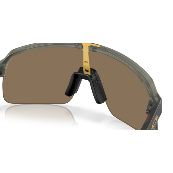 OO 9463 946377 39 Oakley SUTRO LITE Güneş Gözlüğü