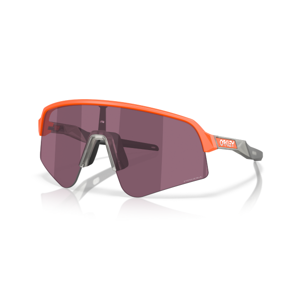 OO 9465 946530 39 Oakley SUTRO LITE SWEEP Güneş Gözlüğü