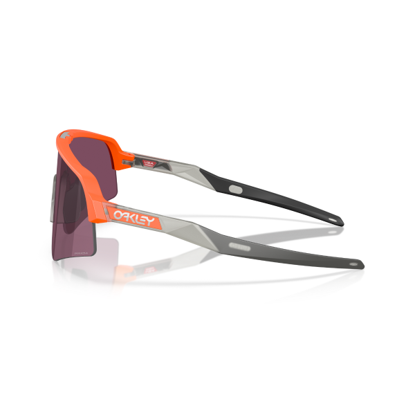 OO 9465 946530 39 Oakley SUTRO LITE SWEEP Güneş Gözlüğü