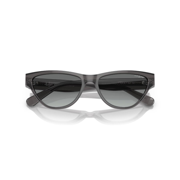 VO 5513S 304511 55 Vogue Hailey Bieber Güneş Gözlüğü