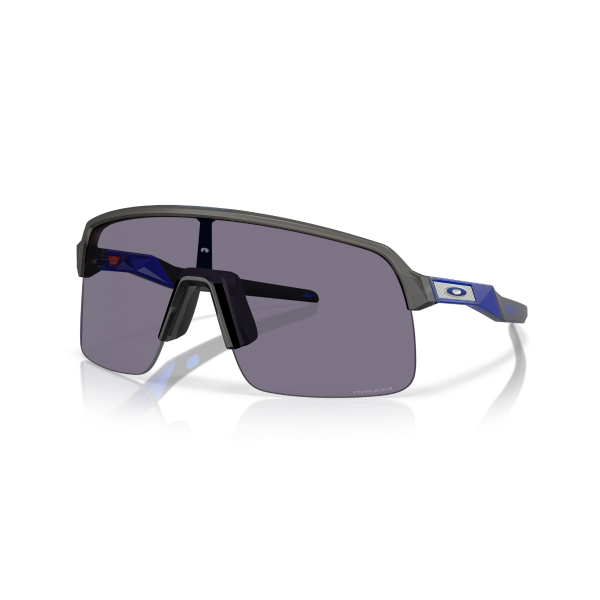 OO 9463 946369 39 Oakley SUTRO LITE Güneş Gözlüğü