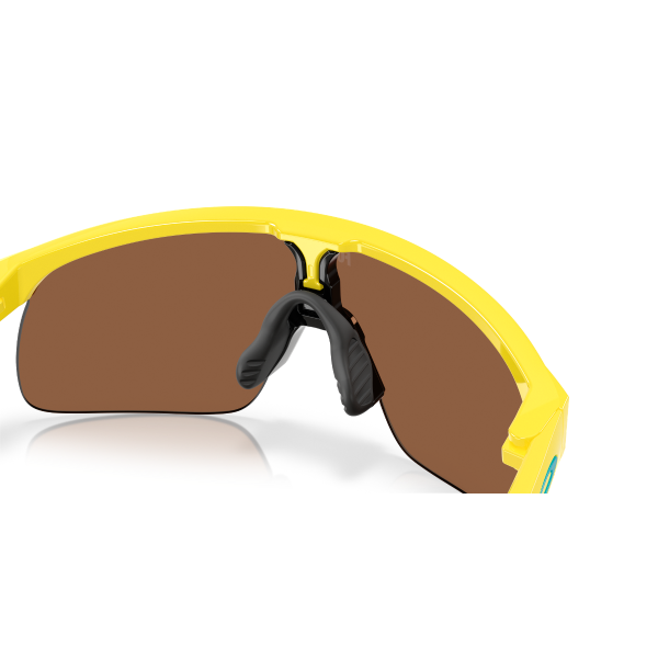 OJ 9010 901028 23 Oakley X Fortnite™ Peely Resistor Genç ( Youth Fit ) Güneş Gözlüğü