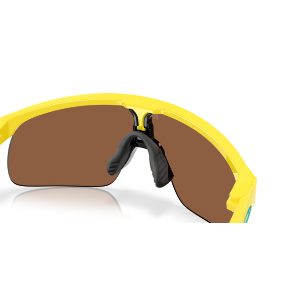OJ 9010 901028 23 Oakley X Fortnite™ Peely Resistor Genç ( Youth Fit ) Güneş Gözlüğü