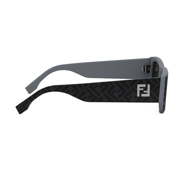 FE 40144I FF Squared 20A Fendi Güneş Gözlüğü