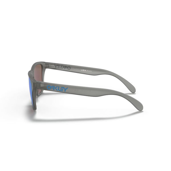 OJ 9006 900605 53 Oakley FROGSKINS XS Genç ( Youth Fit ) Güneş Gözlüğü