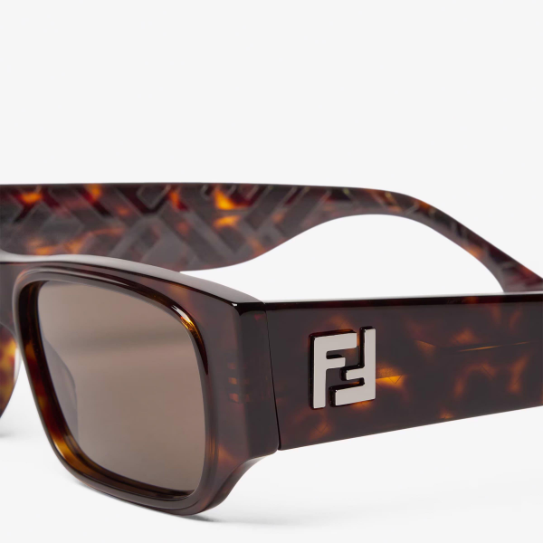 FE 40144I FF Squared 52E Fendi Güneş Gözlüğü