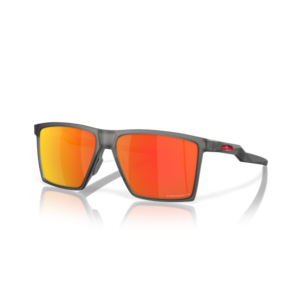OO 9482 948204 57 Oakley FUTURITY SUN Polarize Güneş Gözlüğü
